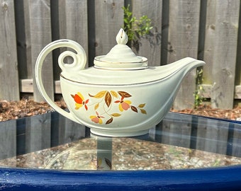 Vintage Hall's Superior Quality Kitchenware Genie Teapot, Lid, and Steeper.