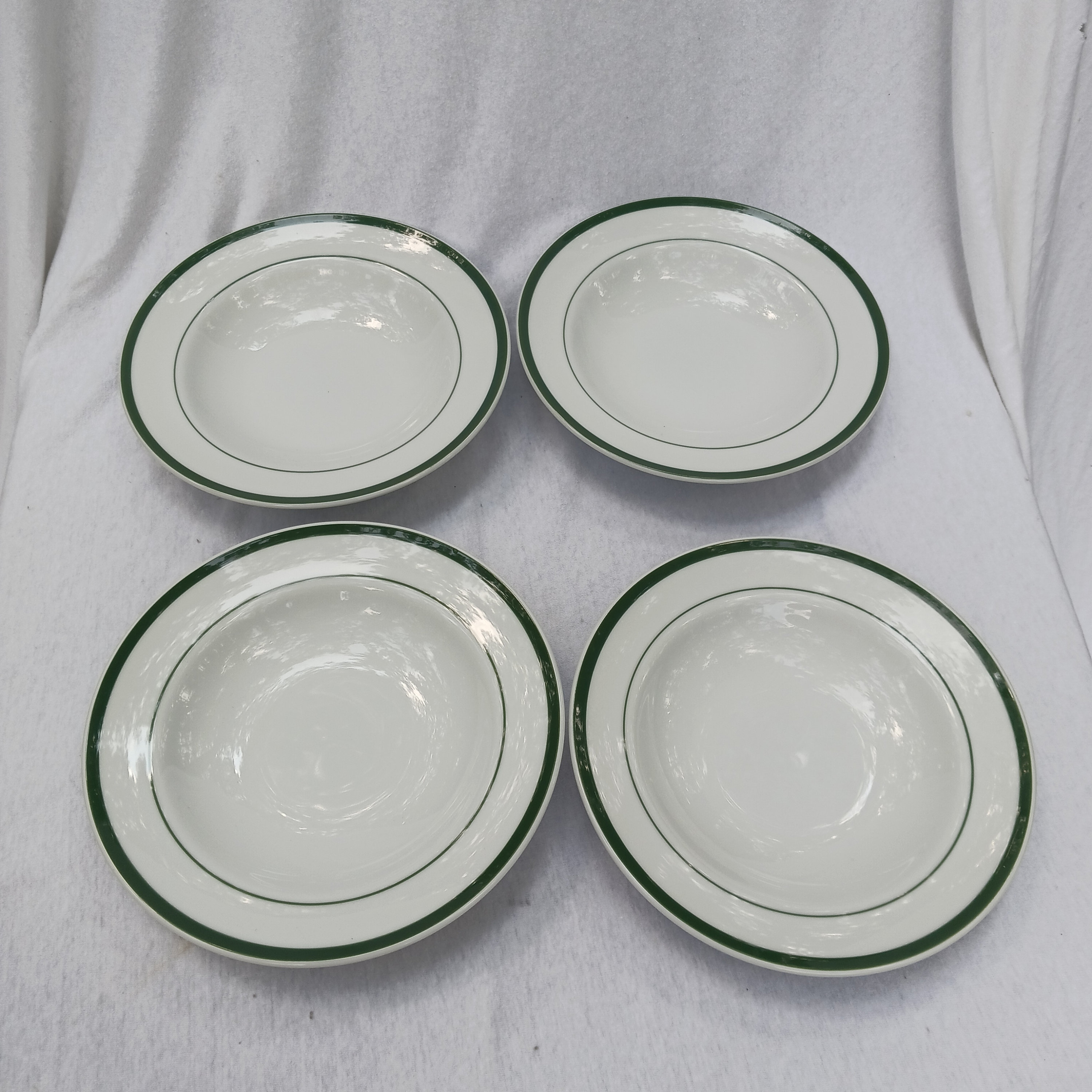 Williams Sonoma Brasserie White Gold Trim Rimmed Soup Bowl Set of 2