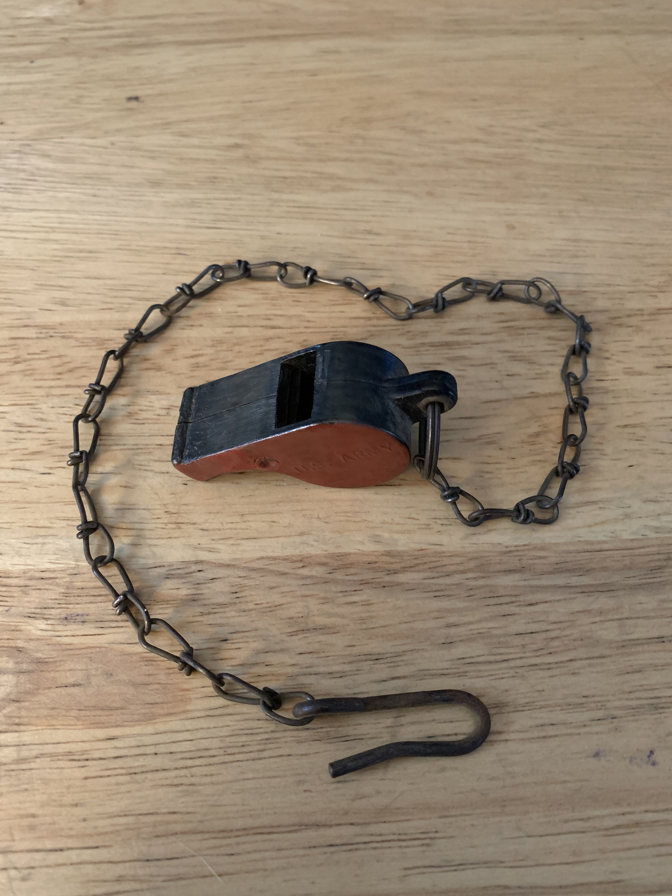 RARE 1940s A2 military Whistleホイスル & WW2 original British MILITARY WHISTLE with date 1940 maker