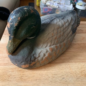 Vintage 1950s carry light Dura Beek duck decoy, mallard hen, papier-mâché hollow body