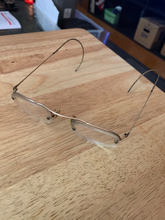 Antique glasses in case - image 2