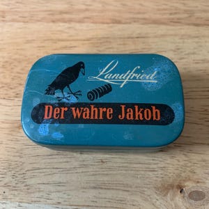 vintage 1950s Landfried Tobacco Company, Heidelberg, Germany snuff tin