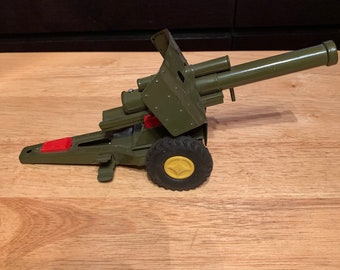 Vintage 1960s tin toy canon made in Japan