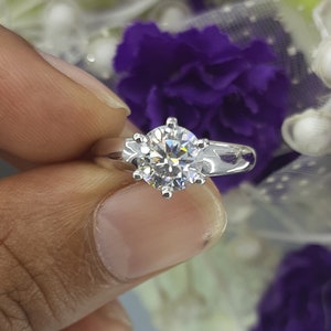 2.0Ct Round Moissanite Solitaire Engagement Ring, 14k White Gold 6-Prong Promise Ring