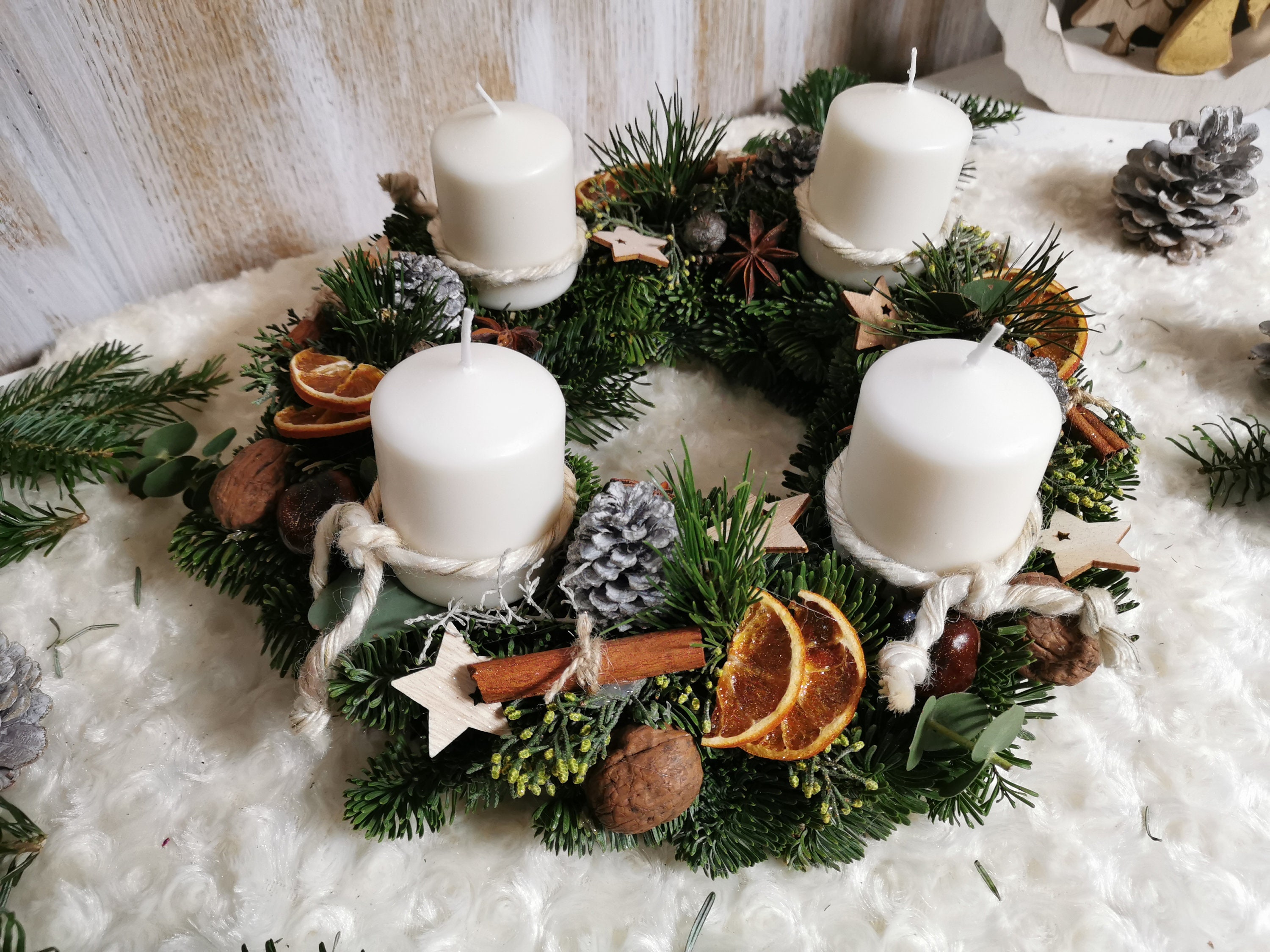 Adventskranz frisch