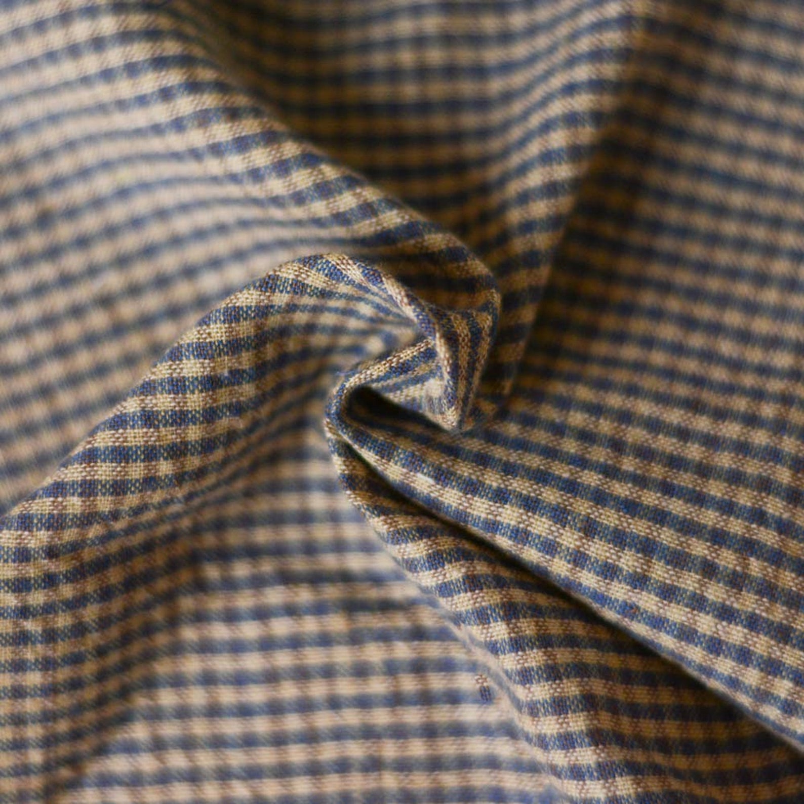 Pure Cotton Yarn Dyed Fabric Design Checks & Stripes Price / Meter 1.09