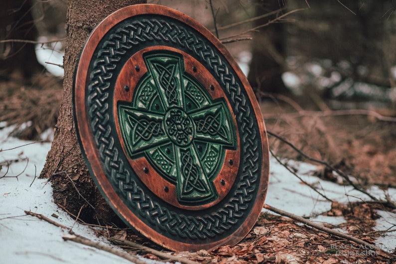 Round Shield With Carved Celtic Cross Motif Etsy Isometric gino