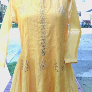 Abaya estilo amarillo vestido de algodón seda maxi vestido Anarkali Kameez hecho a mano w / hilo bordado gasa dupatta con encaje ropa de mujer imagen 4