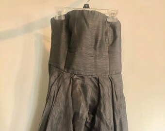 Emporio Armani grey short strapless cocktail dress - lined, has flared skirt, great for bridesmaids, clubbing, parties!