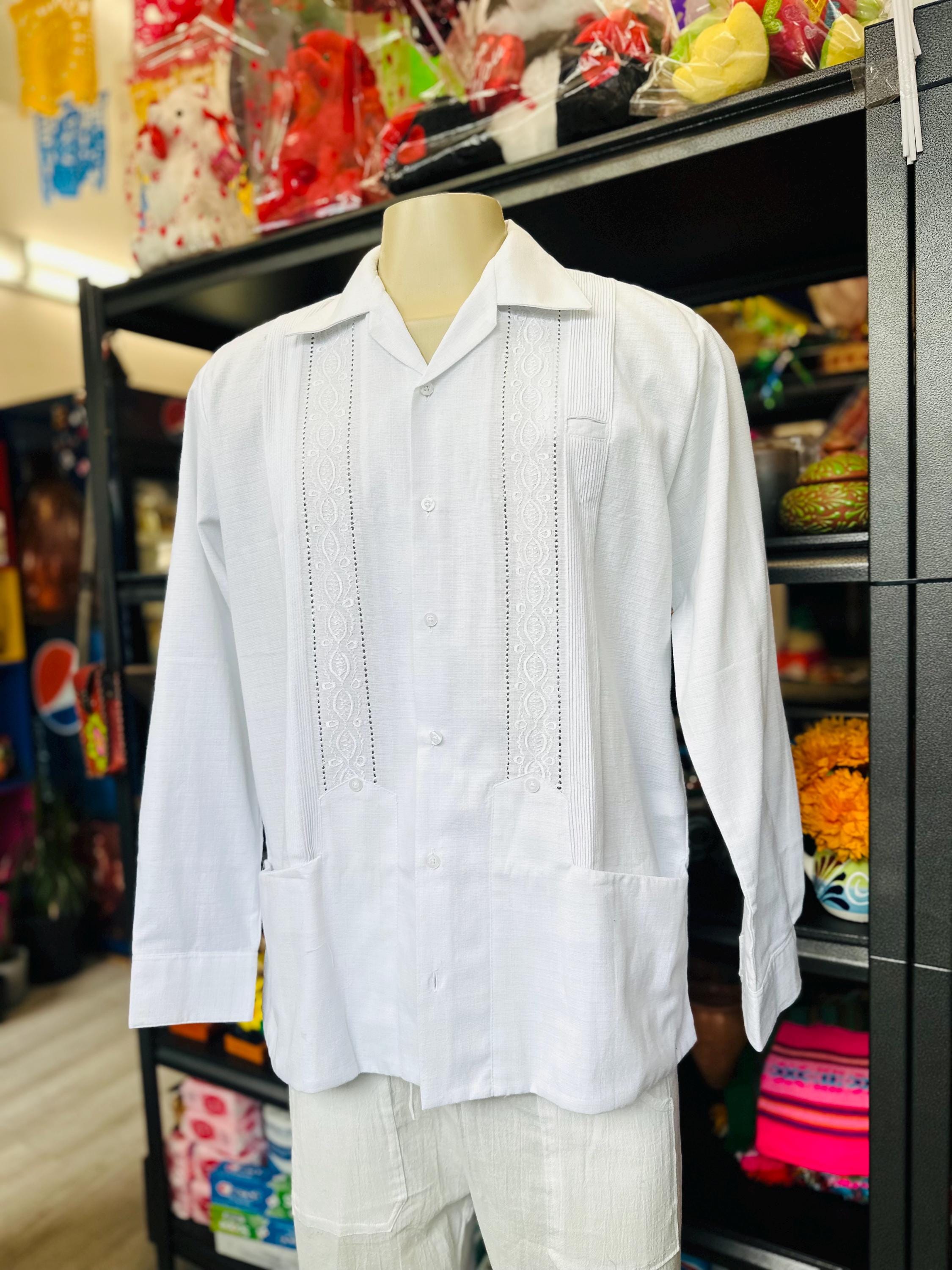 green emerald velvet dress Guayabera Cancun main image 1