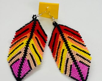 Beautiful Huichol Earrings chaquira