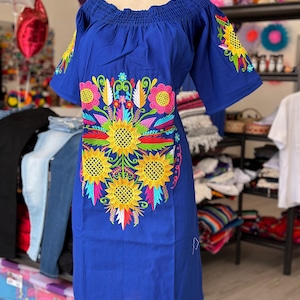 Amaizin embroidery blue   Mexican  Dress XLarge