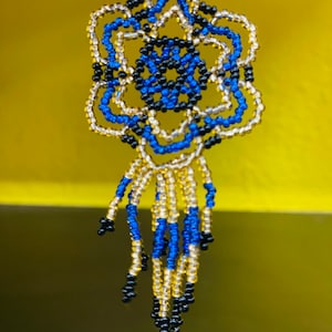 Beautiful Huichol Earrings chaquira