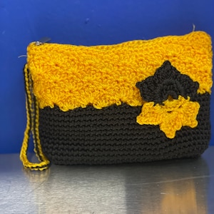 Schöne gehäkelte Geldbörse/kleine Tasche