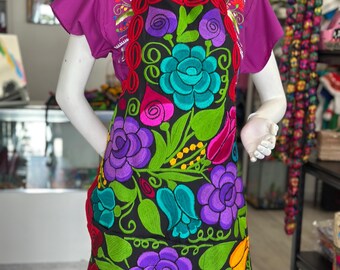メキシコの手作りの刺繍エプロン メキシコの手作りの刺繍エプロン メキシコの手作りの刺繍エプロン