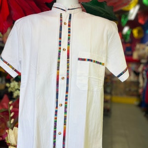 White men mexican guayabera
