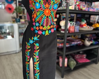 Long Mexican Dress With Slit Women floral Adjustable style Dress black size Medium
