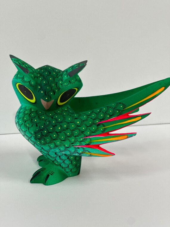 フクロウの魔法：驚異のアレブリヘスの芸術 - Etsy 日本