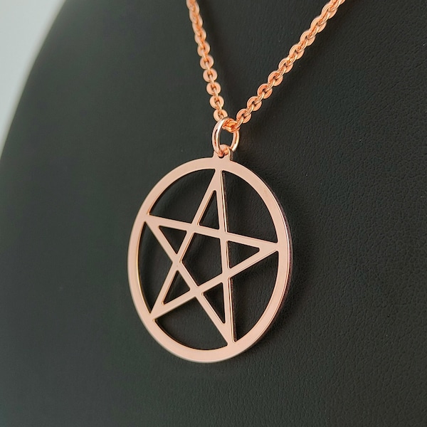 Pentacle necklace, wicca necklace. Magic pendant, gothic necklace, wicca jewelry, wicca pentacle. Pentagram necklace, wiccan jewelry.