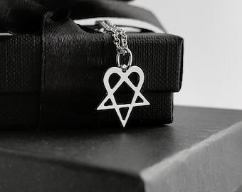 Heartagram, collier LUI. Petit collier coeur en argent sterling 925.