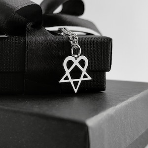 Heartagram, HIM necklace. Small heartagram necklace in 925 sterling silver.