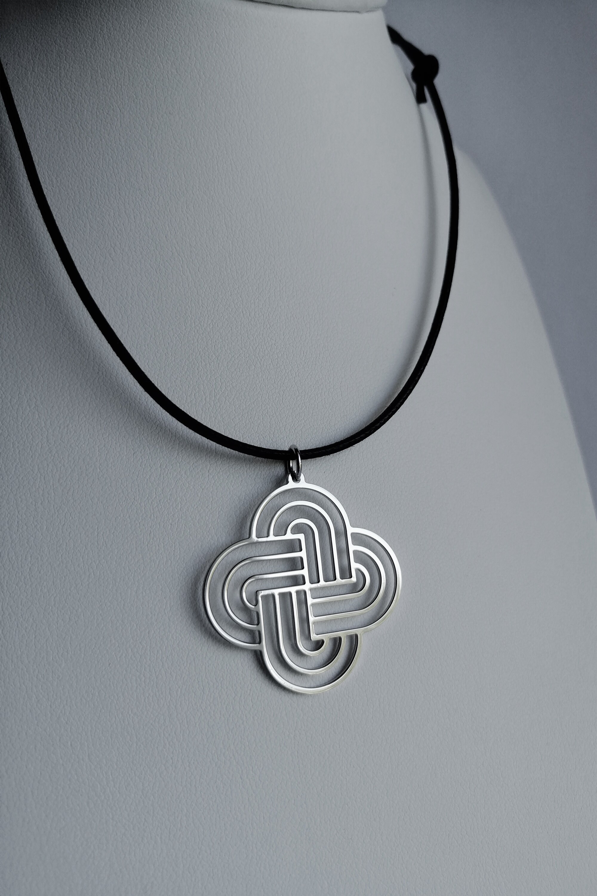 Solomon's Knot Sacred Geometry Necklace Spiritual Jewel. Etsy UK