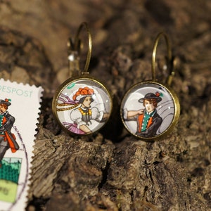 Upcycling - Ohrring aus Briefmarke - &quot;Paartanz II&quot;