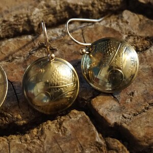 Upcycled Earrings from Coins Singapore 5 Cent Coin DIY