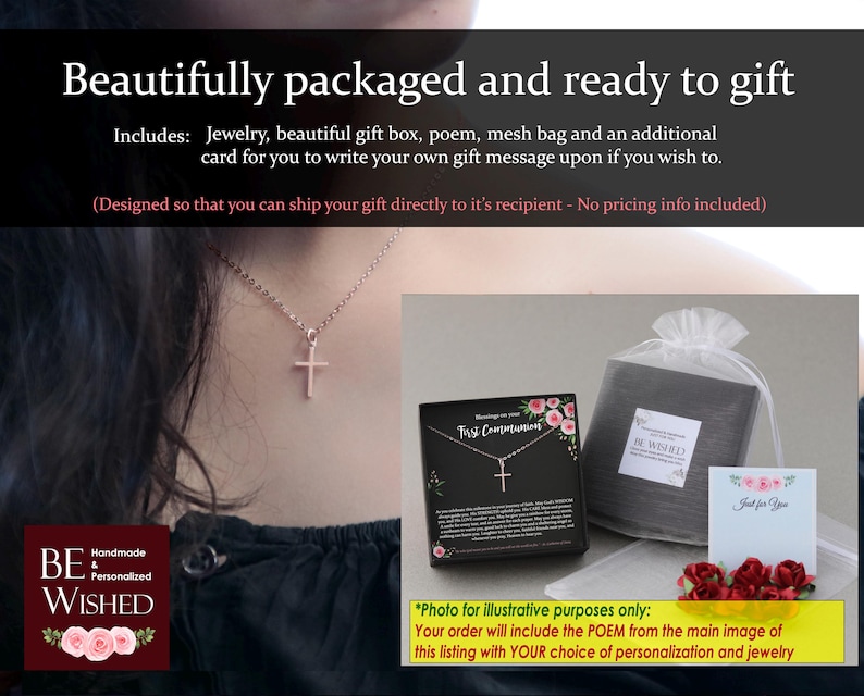 K&ouml;nnte beinhalten: Eine Halskette mit einem Kreuzanh&auml;nger aus Ros&eacute;gold wird zusammen mit einer Geschenkbox, einem Netzbeutel und einer Karte gezeigt. Der Text lautet "Wundersch&ouml;n verpackt und bereit zum Verschenken". Der Text "BE WISHED" und "Handmade Personalized" ist ebenfalls sichtbar.