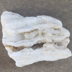 Arkansas &quot;flowing&quot; Milky Quartz