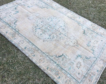 8’5”x5’7” ft, Large Floor Area Rug, Antique Wool Rug, Vintage Rug, Bedroom Faded Rug, Muted Rug, Distressed Low Pile Turkish Rug, Oushak Rug