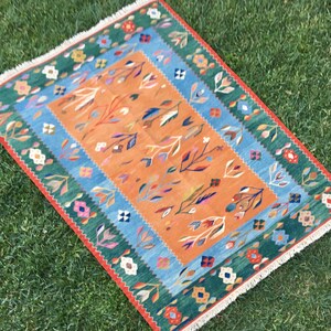 Flowers Pattern Bohemian Area Rug, Kilim Rug, Handmade Rug, Floral Floor Rug, Living Room Rug, Antique Persian Wool Kilim Rug, 3’9”x5’2” Ft