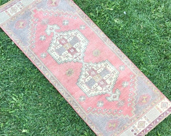 Handmade Small Runner, Boho Antique Rug Runner, Bohemian Rug Runner, Vintage Runner Rug, Kitchen Short Runner, Oushak Runner Rug, 2’5x6’3 ft