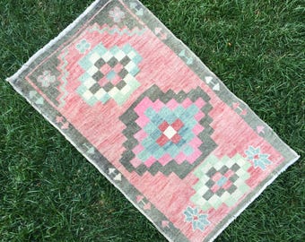 Pink Small Rug, Pink Door Mat Rug, Turkish Small Rug, Vintage Small Rug, Oushak Rug, Mat Rug, Bohemian Small Rug, Area Rug, 2’x3’2 ft