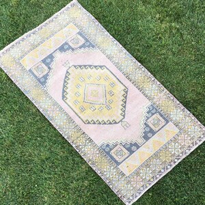 Oriental Turkish Rug, Vintage Oushak Rugs, Distressed Village Low Pile Rug, Hand Knotted Antique Rug, Bohemian Rug, Home Living, 3’2x6’1 Ft