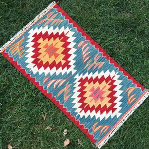 Green and Red Kilim Rug, Small Kilim Rug, Table Runner, Bath Room Rug, Bath Mats, Small Teppich, Hand Woven Rug, Home Floor Rug, 1’6”x2’9”