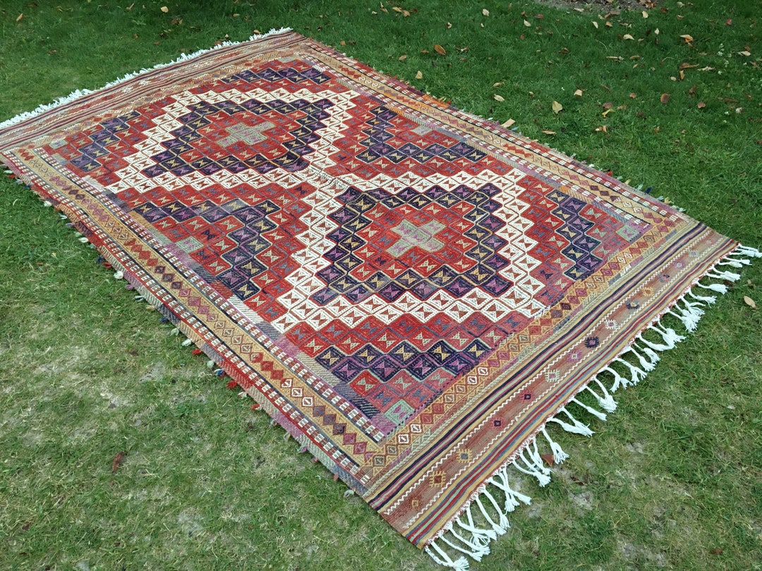 Large Embroidery Kilim Rug, Vintage Oushak Rug, Turkish Rug, Decorative