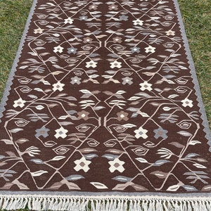 Alfombra de lana natural de flores, 3'8 x 5'4 pies, alfombra turca, alfombra de color marrón, alfombra Kilim, alfombra Oushak, alfombra tejida a mano, alfombra vintage, alfombra de área, alfombra de piso imagen 2
