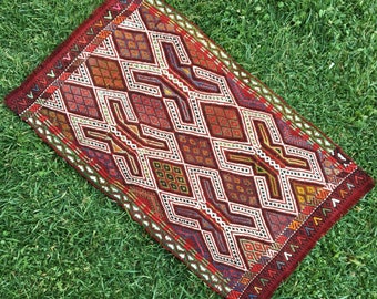 Ethnic Rug, Rustic Small Rug, Embroidery Red Kilim Rug, Oriental Rug, 1’7”x2’8” ft, Vintage Rug, Oushak Small Kilim Rug for Interior Decor