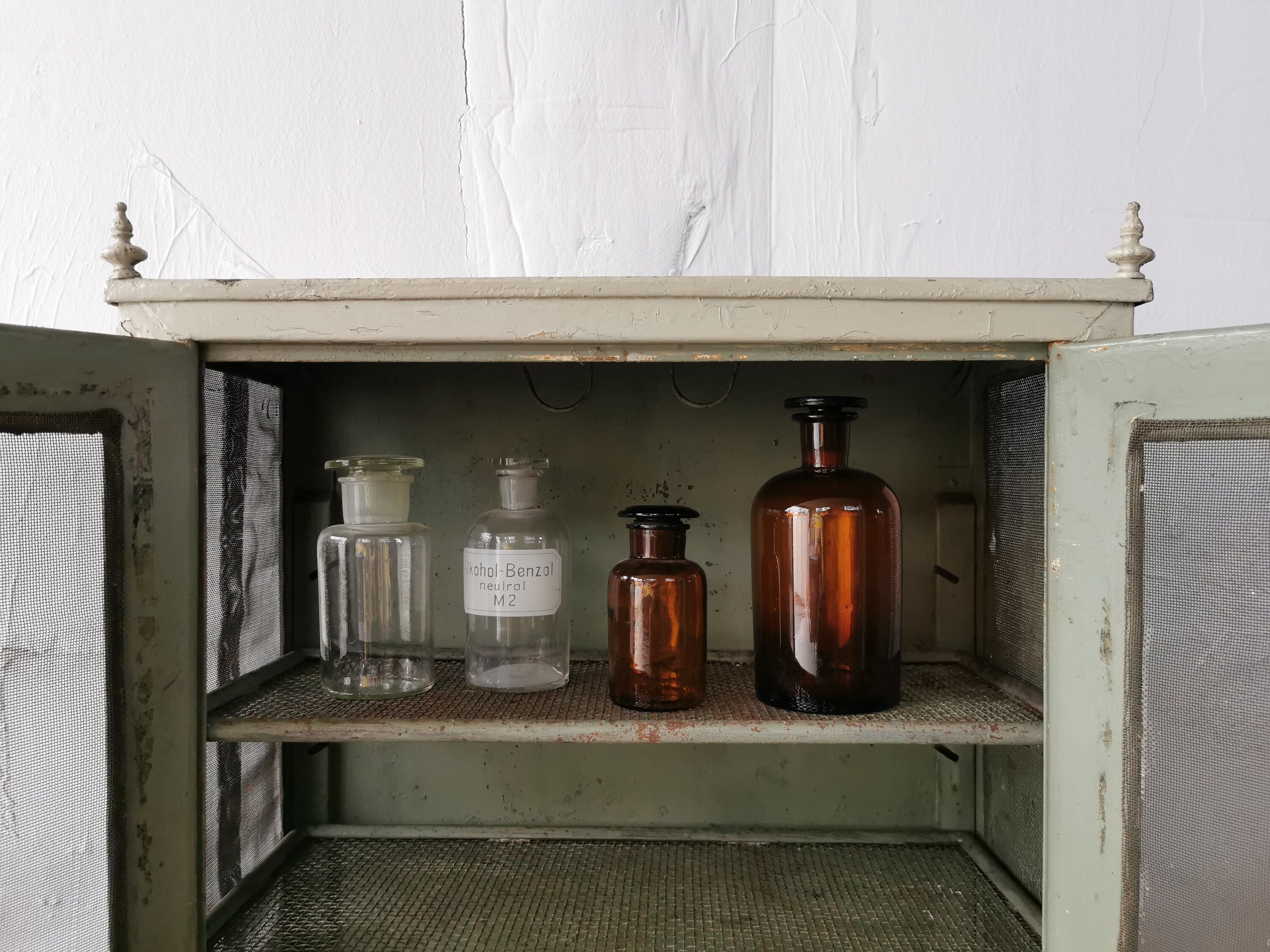 Armario de almacenamiento antiguo de metal 1910 | Etsy