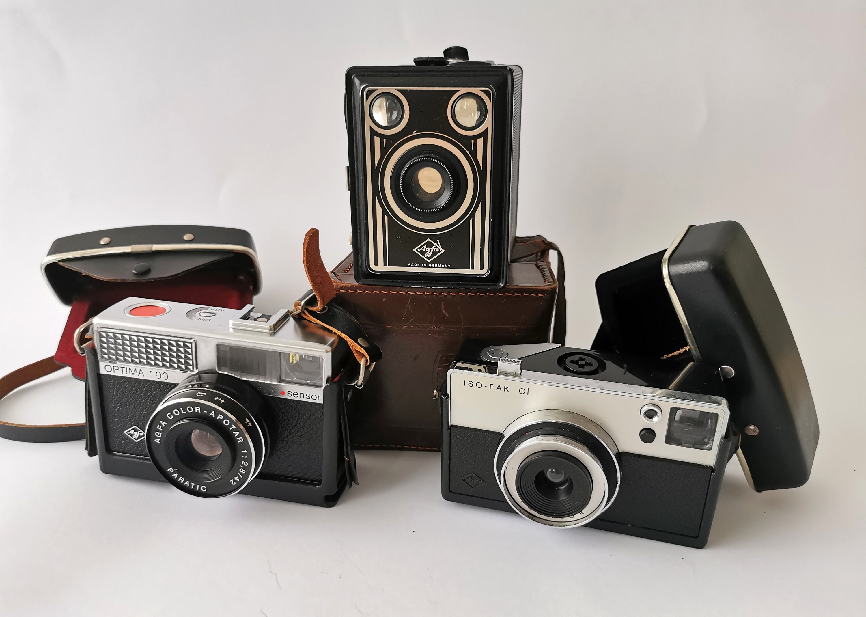 Lot De 3 Appareils Photo Vintage + Flash – Kodak, Agfa – Avec Housses – Occasion