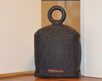 Wool felt doorstop, Black Edition