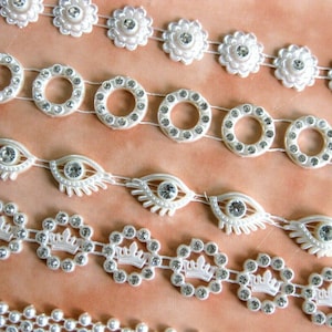 1 meter trim with pearls and stones, cream, running meter, 12 to 18 mm wide, R11E