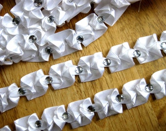 1 m border made of satin ribbon, white, approx. 25 mm B24