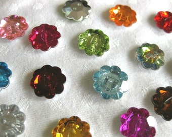 15 pretty buttons, in different colors, color selectable, approx. 15 mm, K2