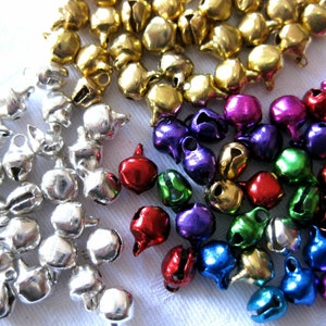 100 petites cloches argent, or et multi, danse orientale env. 8 x 10 mm A20