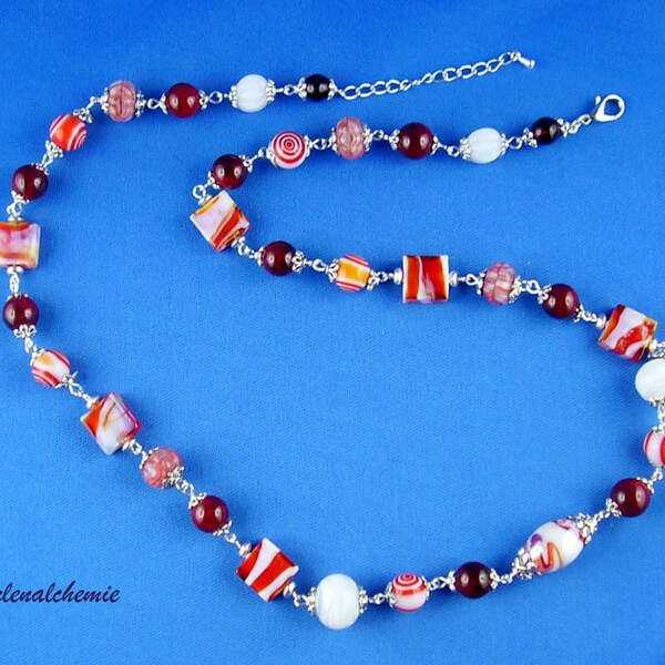 Necklace with Murano glass lampwork beads in red and white