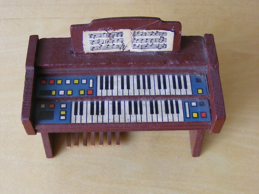 Vintage on sale b3 organ