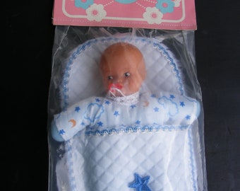 ARI doll in a cushion 18 cm/21 cm in original packaging