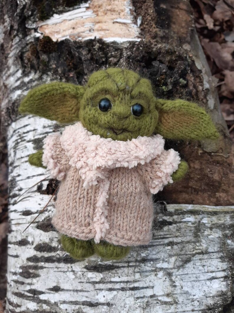 alien newborn toy